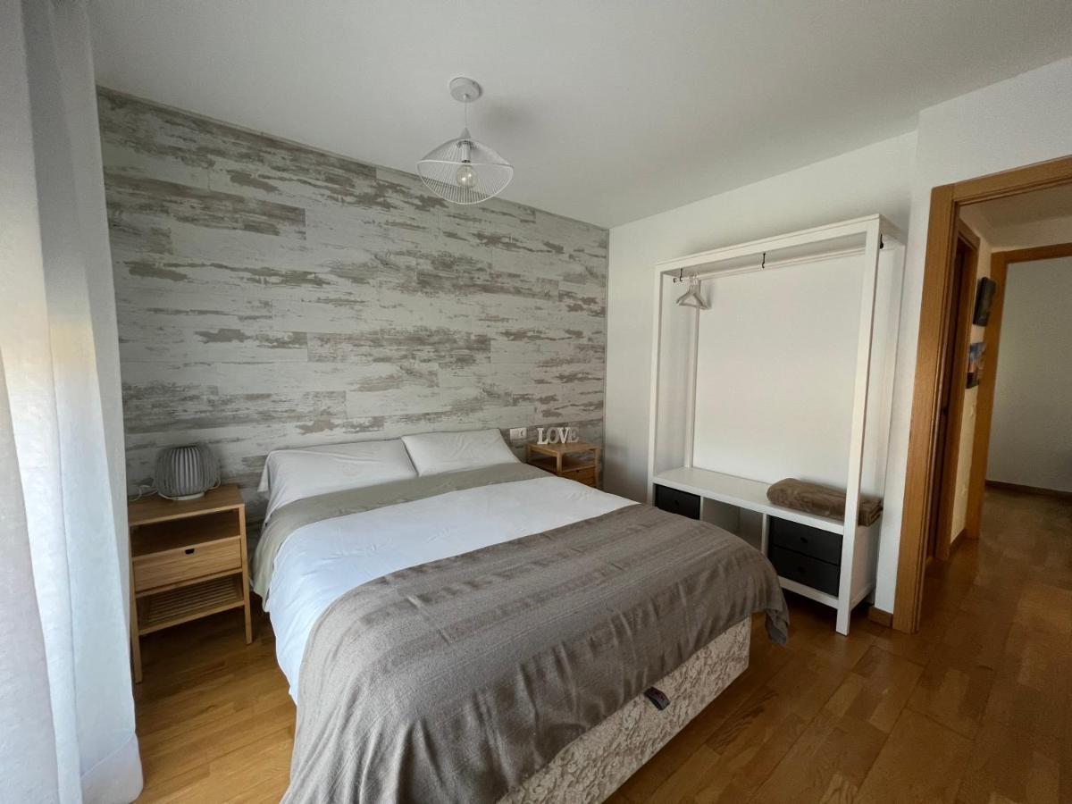 Llano Santa Isabel Lägenhet Zaragoza Exteriör bild