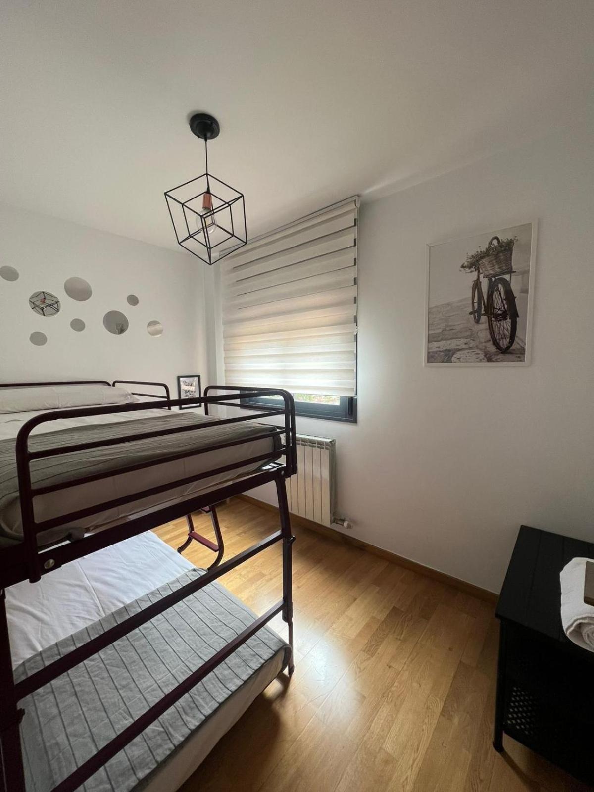 Llano Santa Isabel Lägenhet Zaragoza Exteriör bild